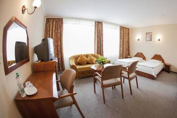 Фото номера Двухместный номер эконом-класса с 1 кроватью Отель Hotel Mieszko г. Гожув-Велькопольски 2