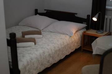 Фото номера Двухместный номер с 1 кроватью Отель Hotel Huzar г. Гожув-Велькопольски 3
